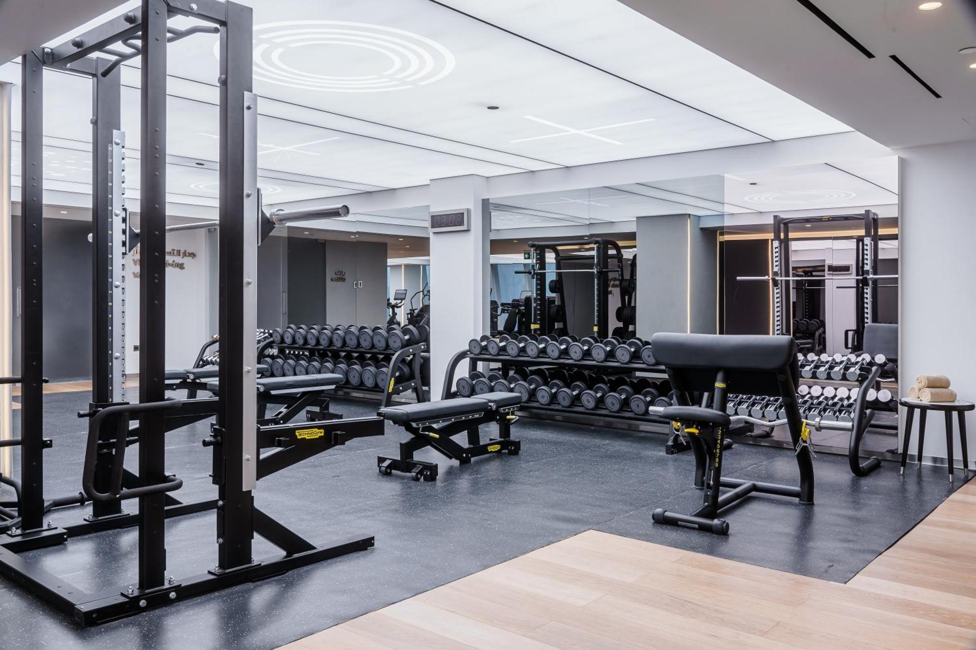 Hotel Fairmont Doha Lusail Zewnętrze zdjęcie The gym at The Standard East Village