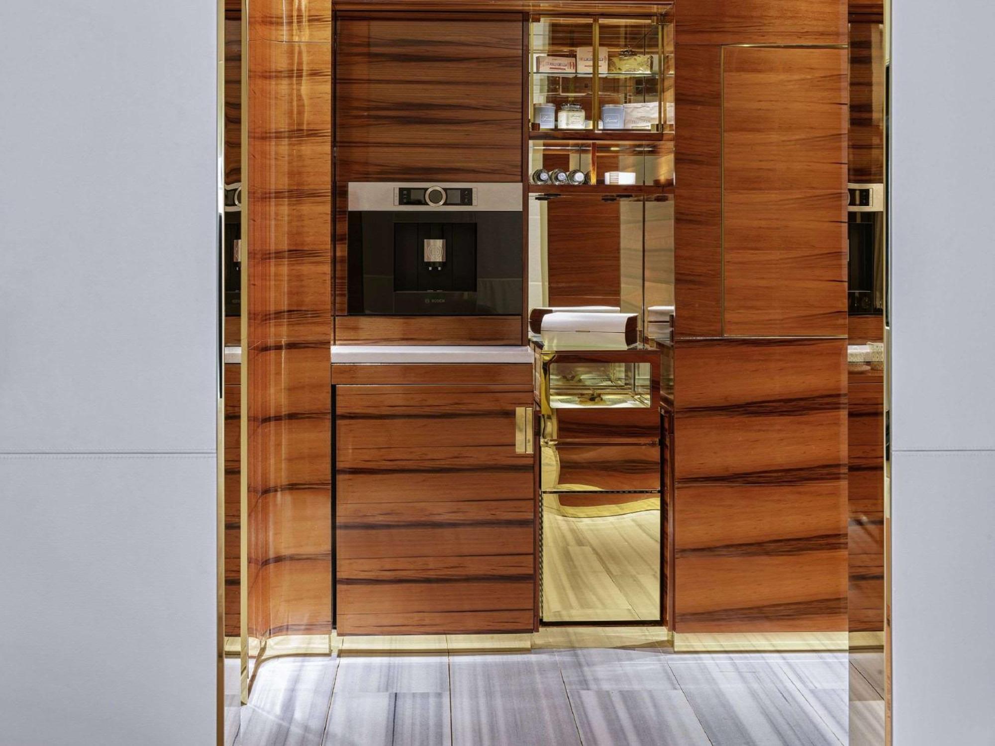 Hotel Fairmont Doha Lusail Zewnętrze zdjęcie A kitchen by the Italian company Snaidero